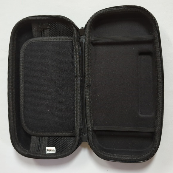 Orzly, Nintendo switch lite case. - Picture 2 of 7